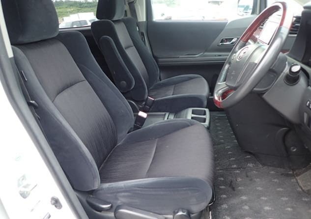 2009 Toyota Vellfire 2.4Z