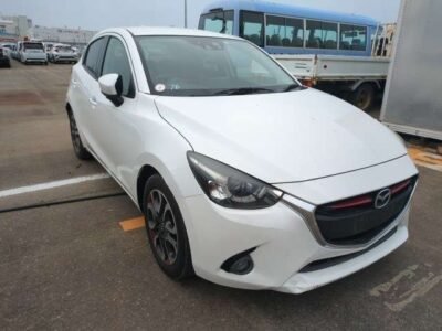 2015 Mazda Demio