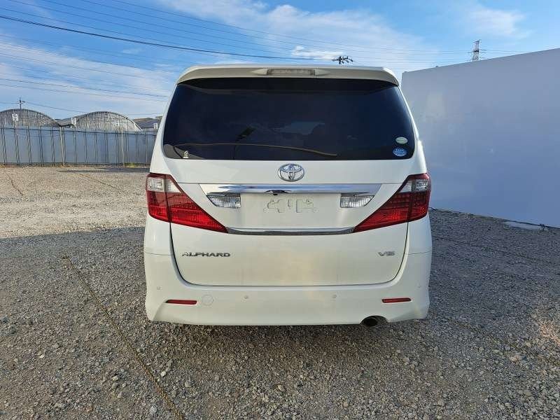 2010 Toyota Alphard