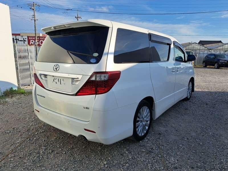 2010 Toyota Alphard