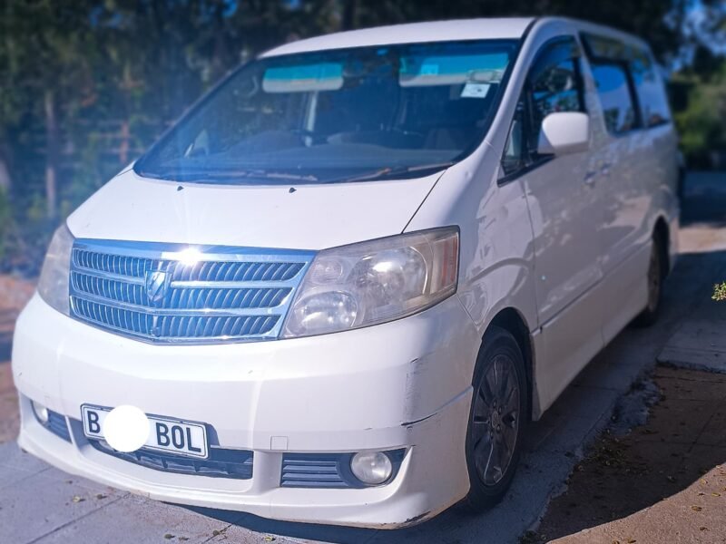 2003 Toyota Alphard