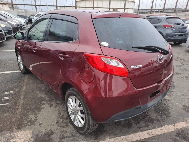 2011 MAZDA DEMIO