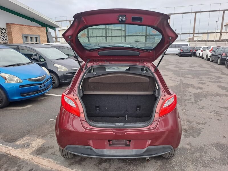 2011 MAZDA DEMIO